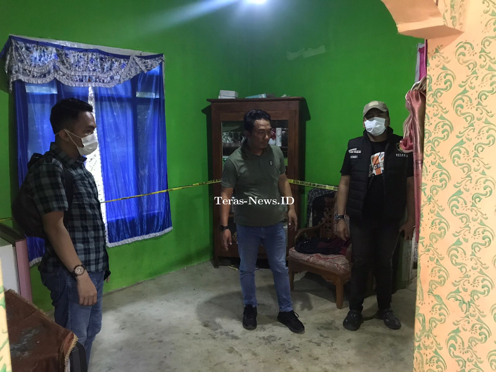 Adanya Wanita Meninggal Dunia di Dalam Rumah, Tim INAFIS Polres Way Kanan Gelar Olah TKP